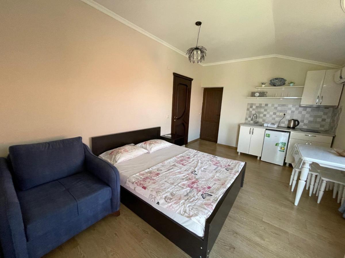 Guest House Kobuleti Exterior photo
