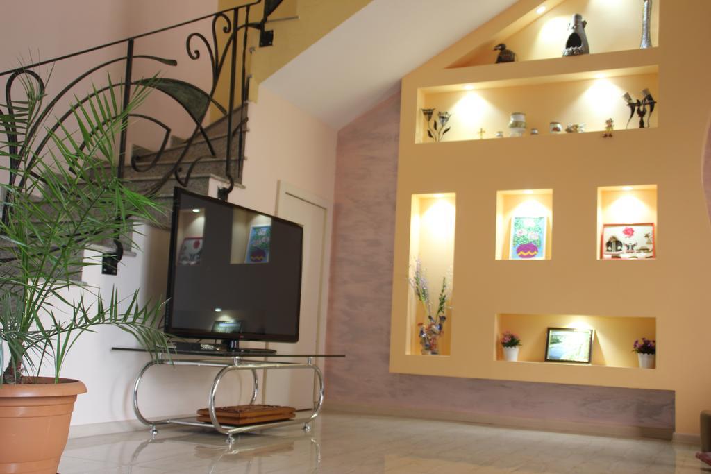 Guest House Kobuleti Exterior photo
